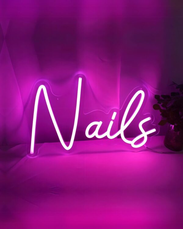 Nails (Uñas) en Neón Flex